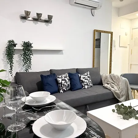 Charming Rio Manzanares Apartment Madrid Exterior photo